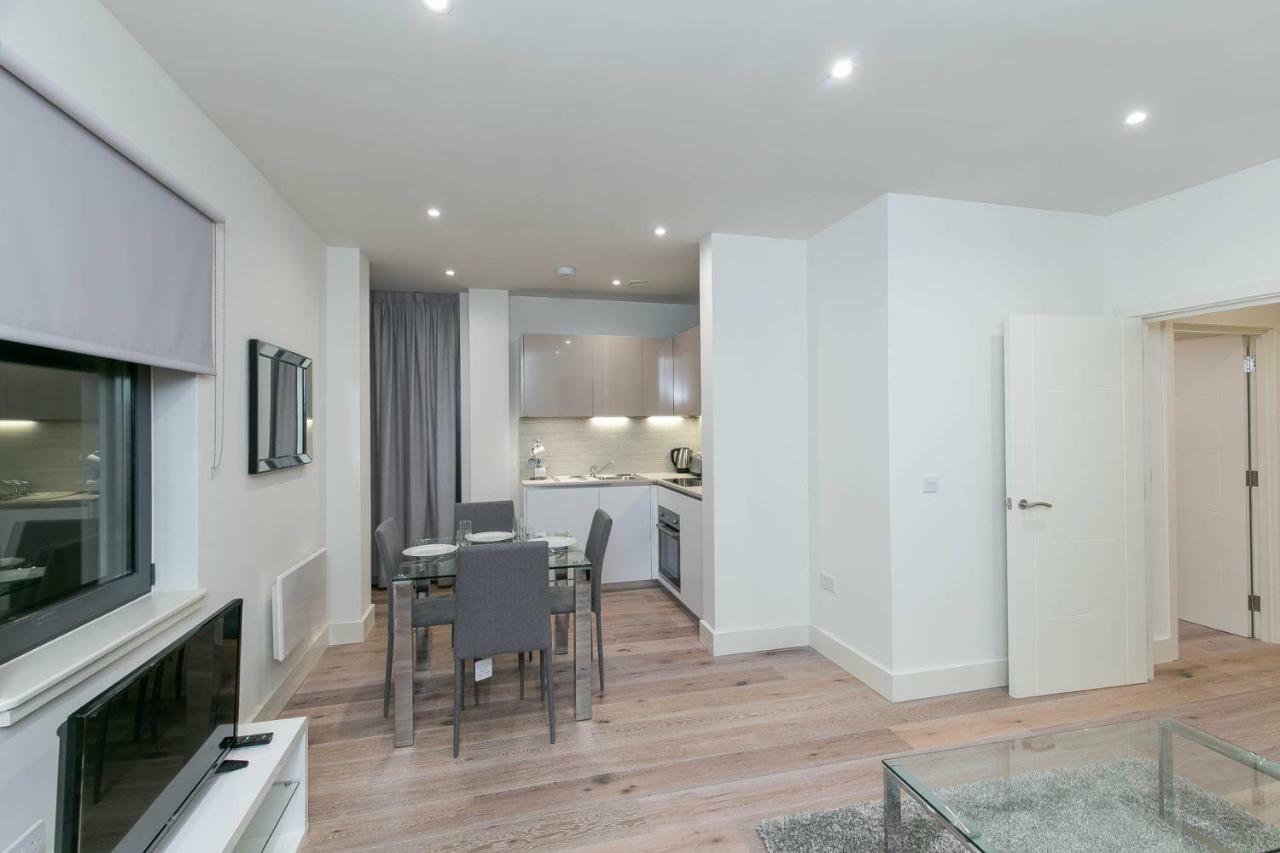 Deluxe Apartments By Heathrow Harmondsworth Екстер'єр фото