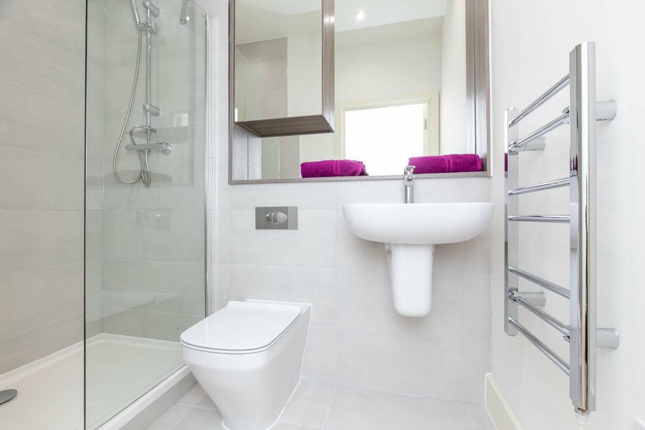 Deluxe Apartments By Heathrow Harmondsworth Екстер'єр фото