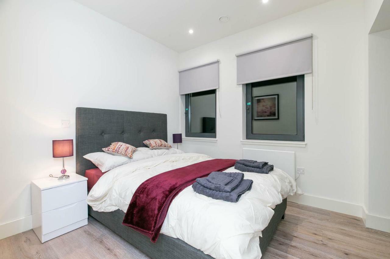 Deluxe Apartments By Heathrow Harmondsworth Екстер'єр фото