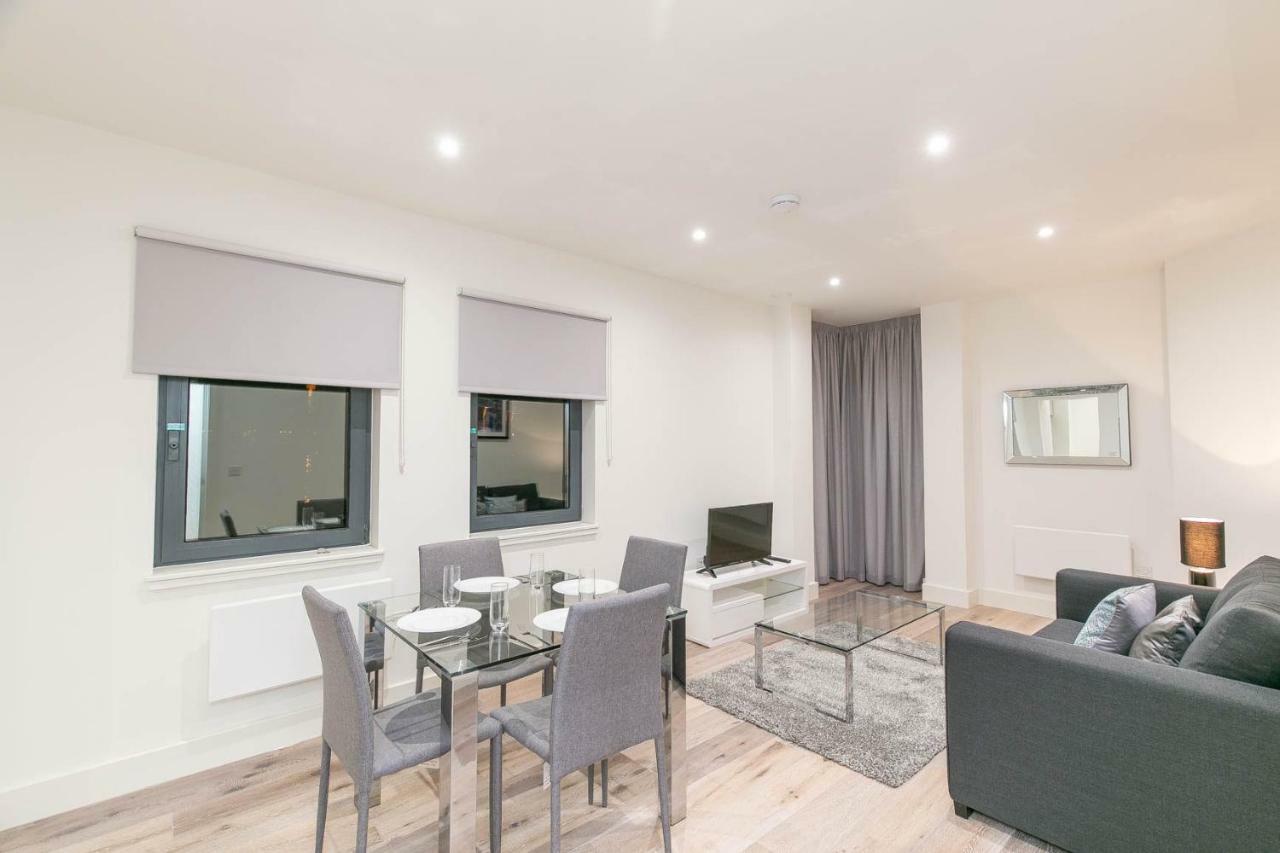 Deluxe Apartments By Heathrow Harmondsworth Екстер'єр фото