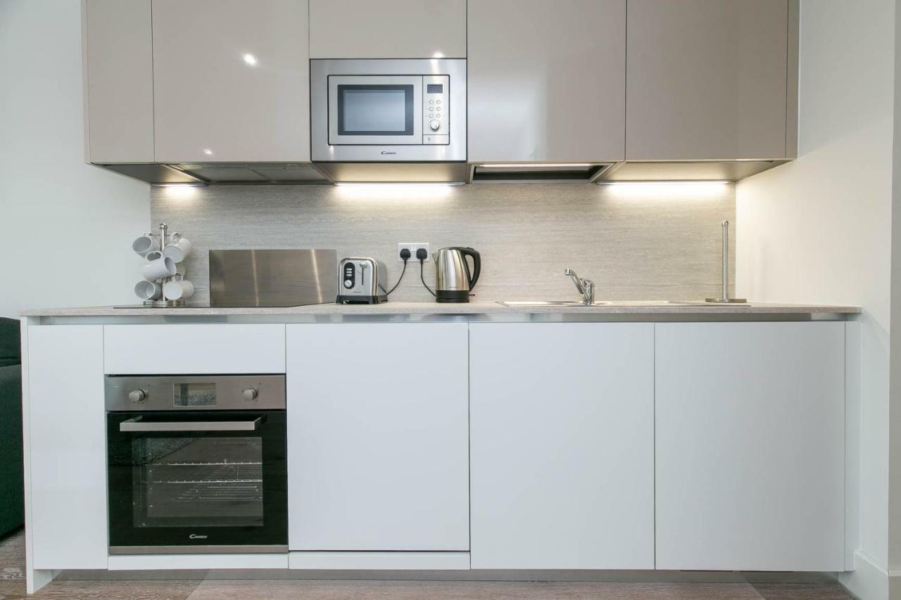 Deluxe Apartments By Heathrow Harmondsworth Екстер'єр фото