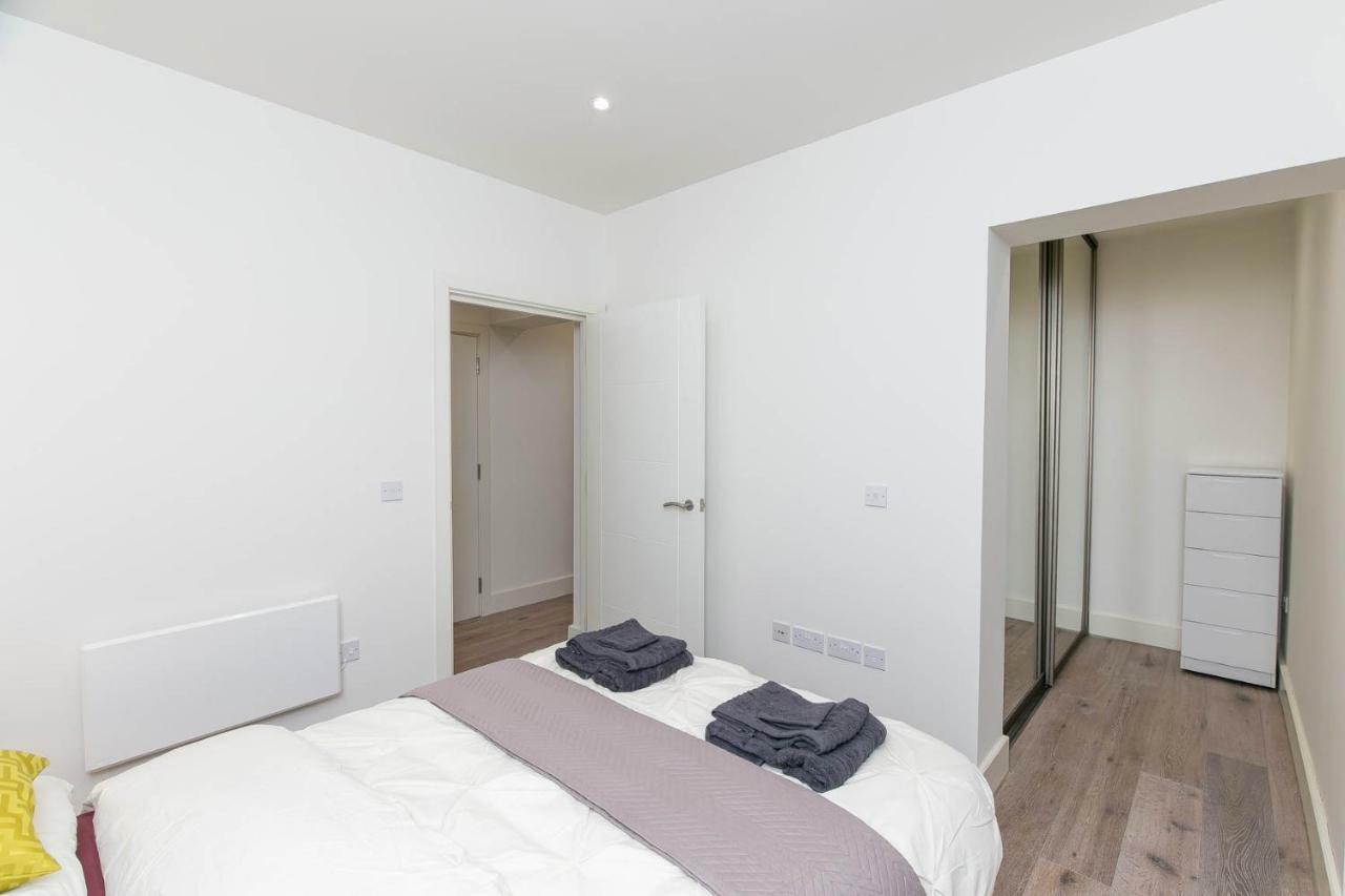 Deluxe Apartments By Heathrow Harmondsworth Екстер'єр фото