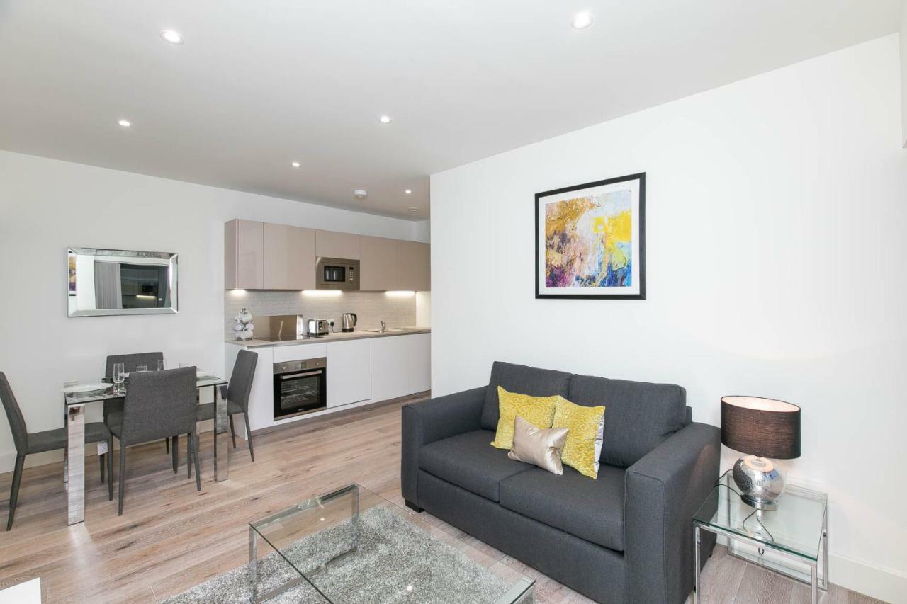 Deluxe Apartments By Heathrow Harmondsworth Екстер'єр фото