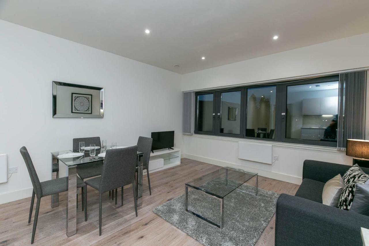Deluxe Apartments By Heathrow Harmondsworth Екстер'єр фото