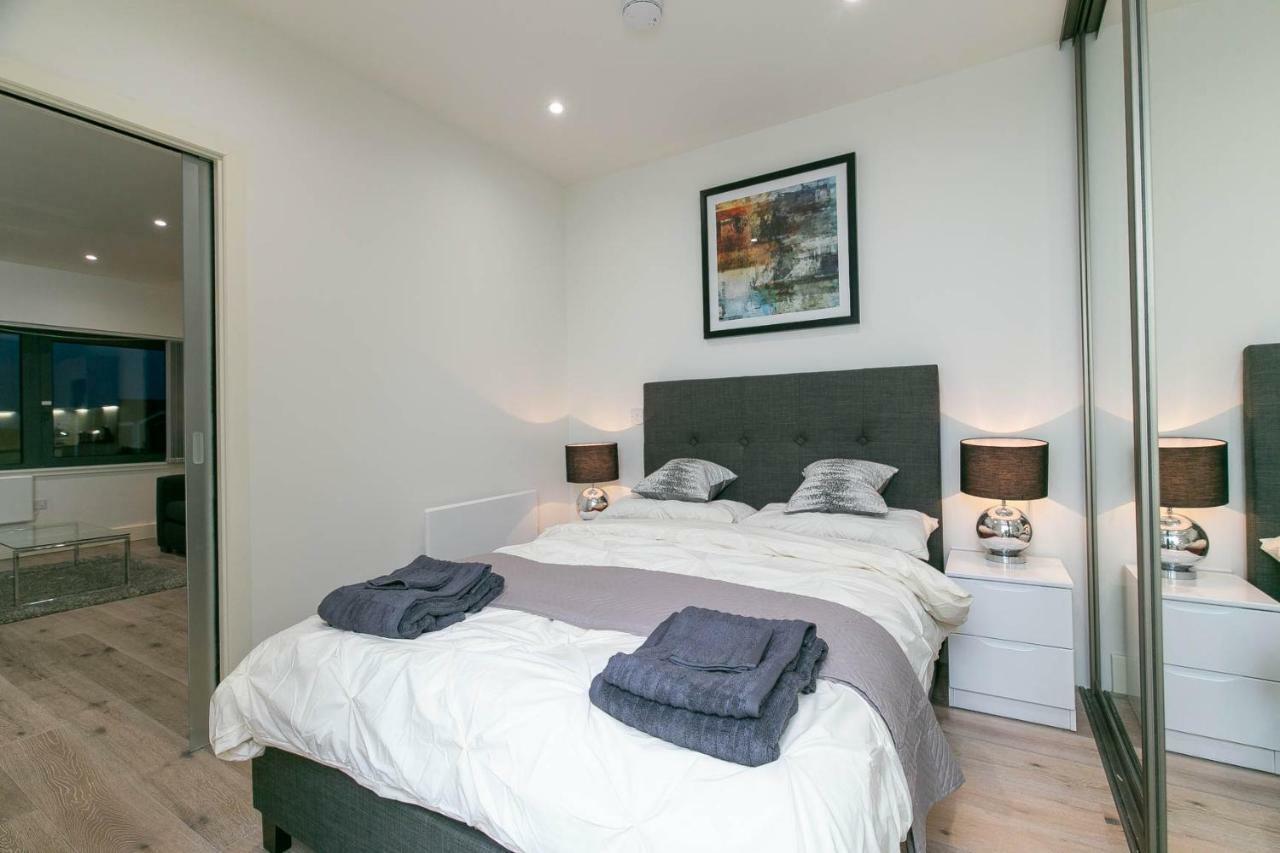 Deluxe Apartments By Heathrow Harmondsworth Екстер'єр фото