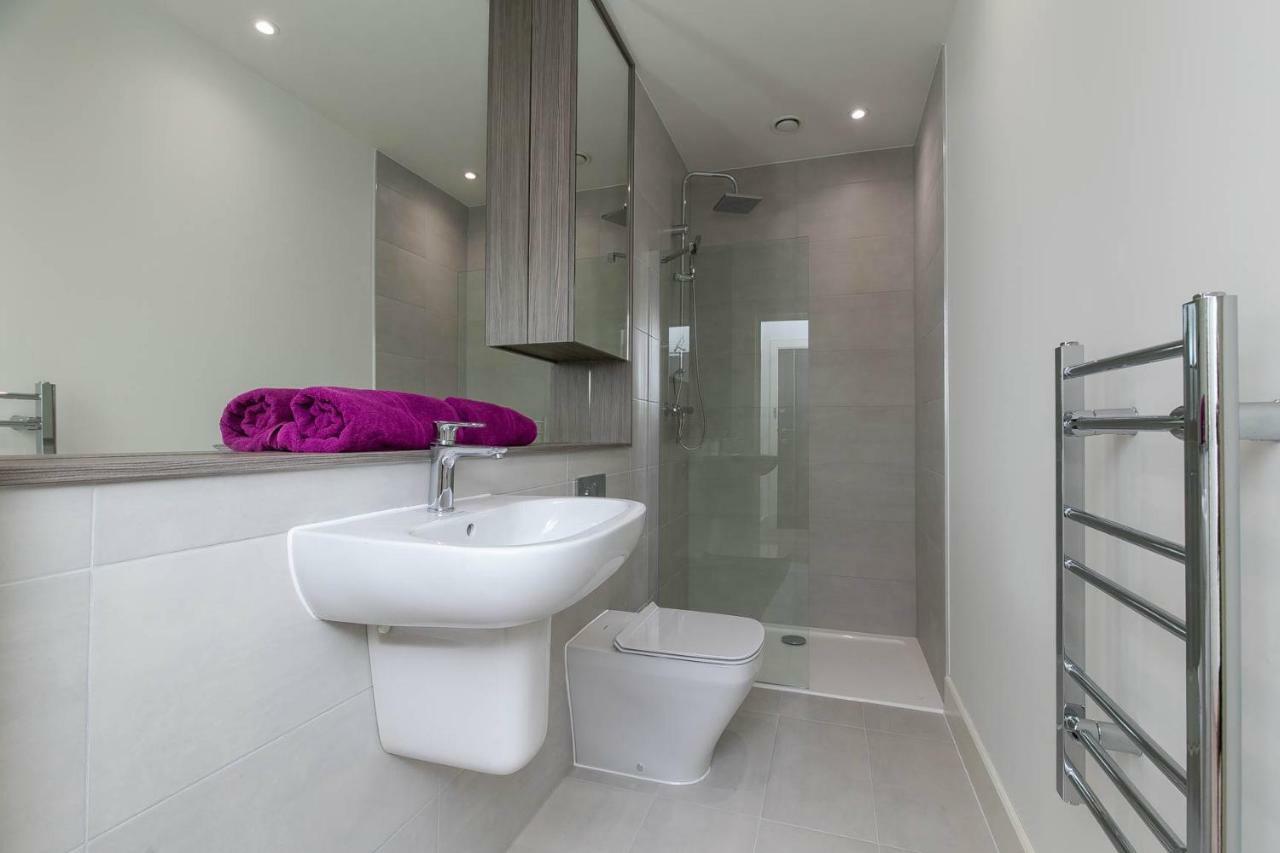Deluxe Apartments By Heathrow Harmondsworth Екстер'єр фото