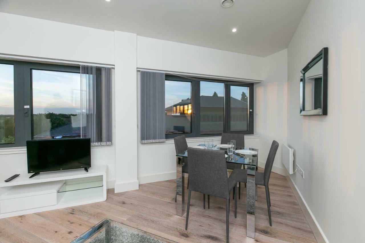 Deluxe Apartments By Heathrow Harmondsworth Екстер'єр фото